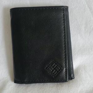 Columbia Black Leather Card Holder